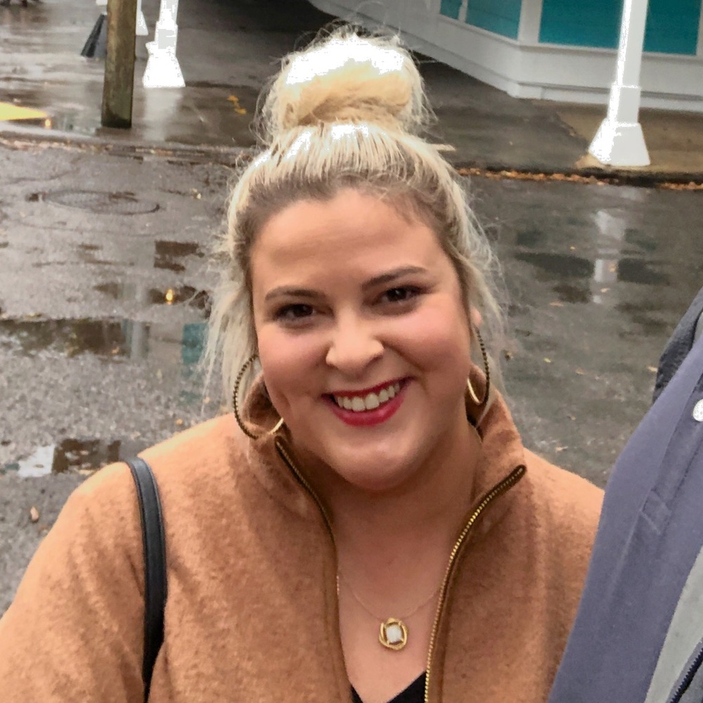 Meet your Posher, Caroline